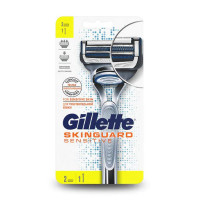 Мужская бритва Gillette SkinGuard Sensitive (1 станок и 2 картриджа)